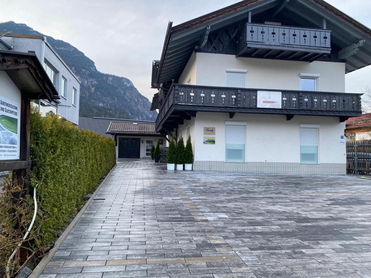 Ferienhaus Butterfly Daire Garmisch-Partenkirchen Dış mekan fotoğraf