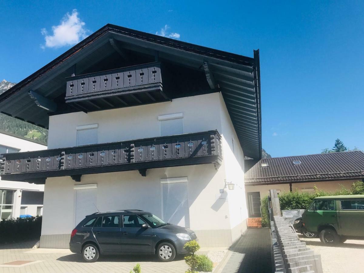 Ferienhaus Butterfly Daire Garmisch-Partenkirchen Dış mekan fotoğraf