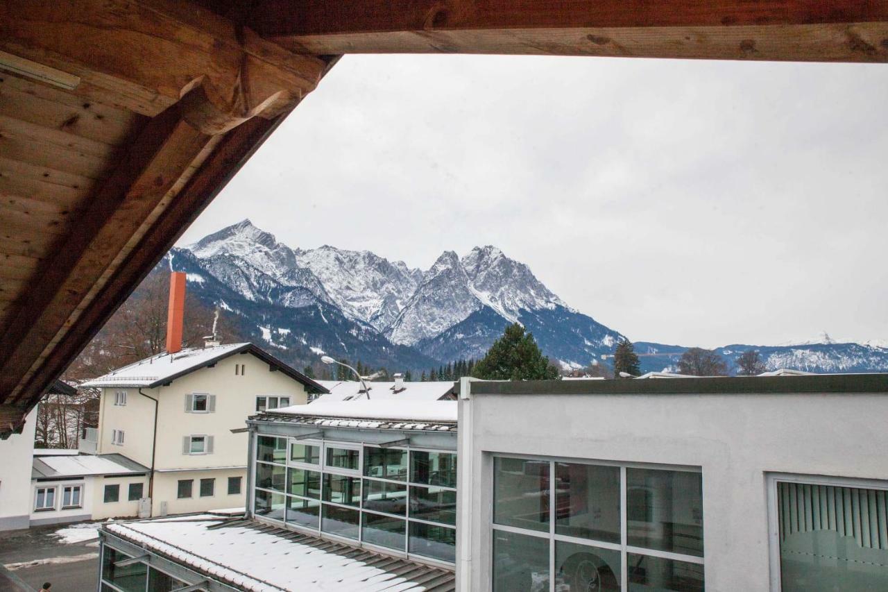 Ferienhaus Butterfly Daire Garmisch-Partenkirchen Dış mekan fotoğraf