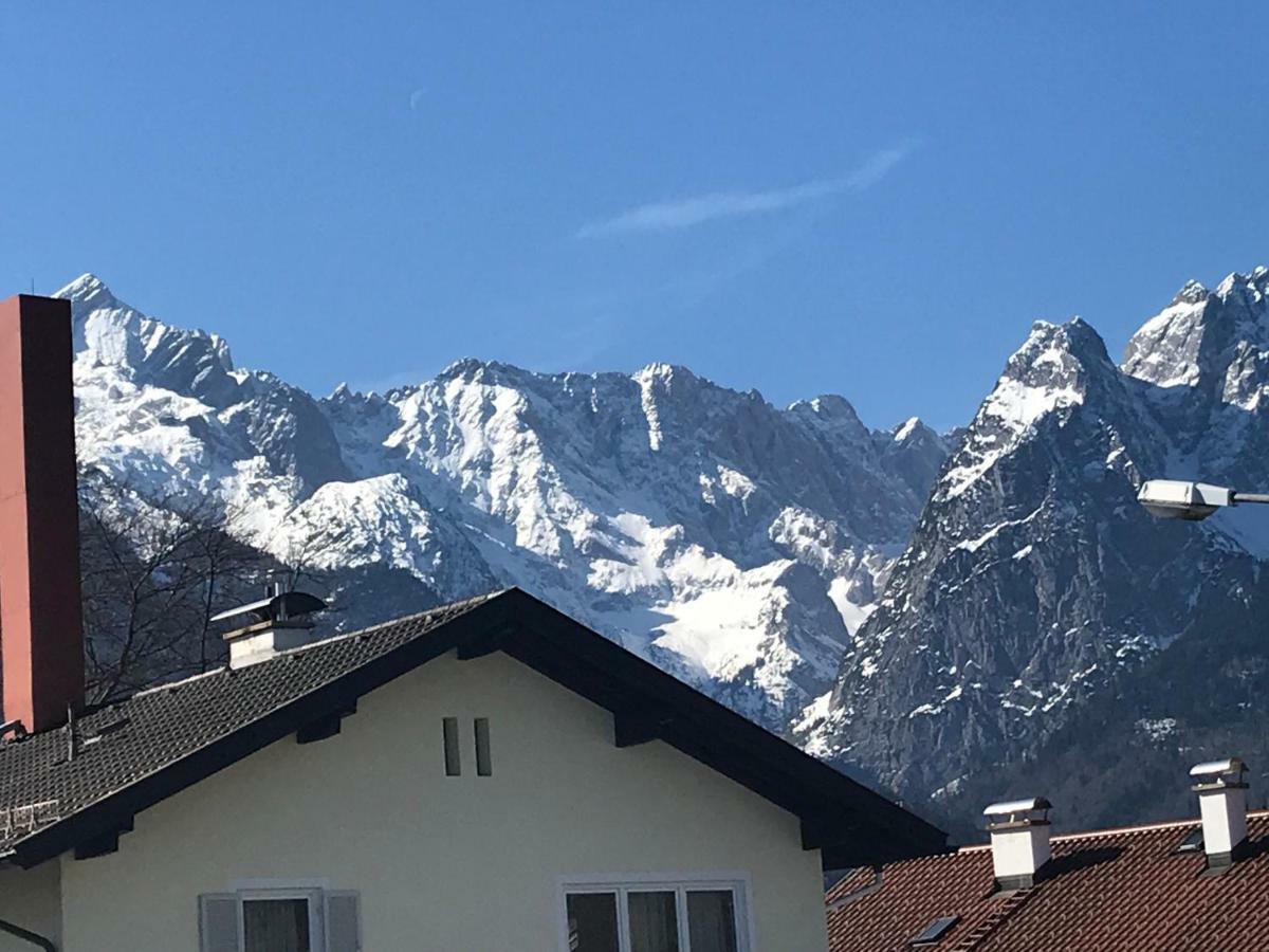 Ferienhaus Butterfly Daire Garmisch-Partenkirchen Dış mekan fotoğraf