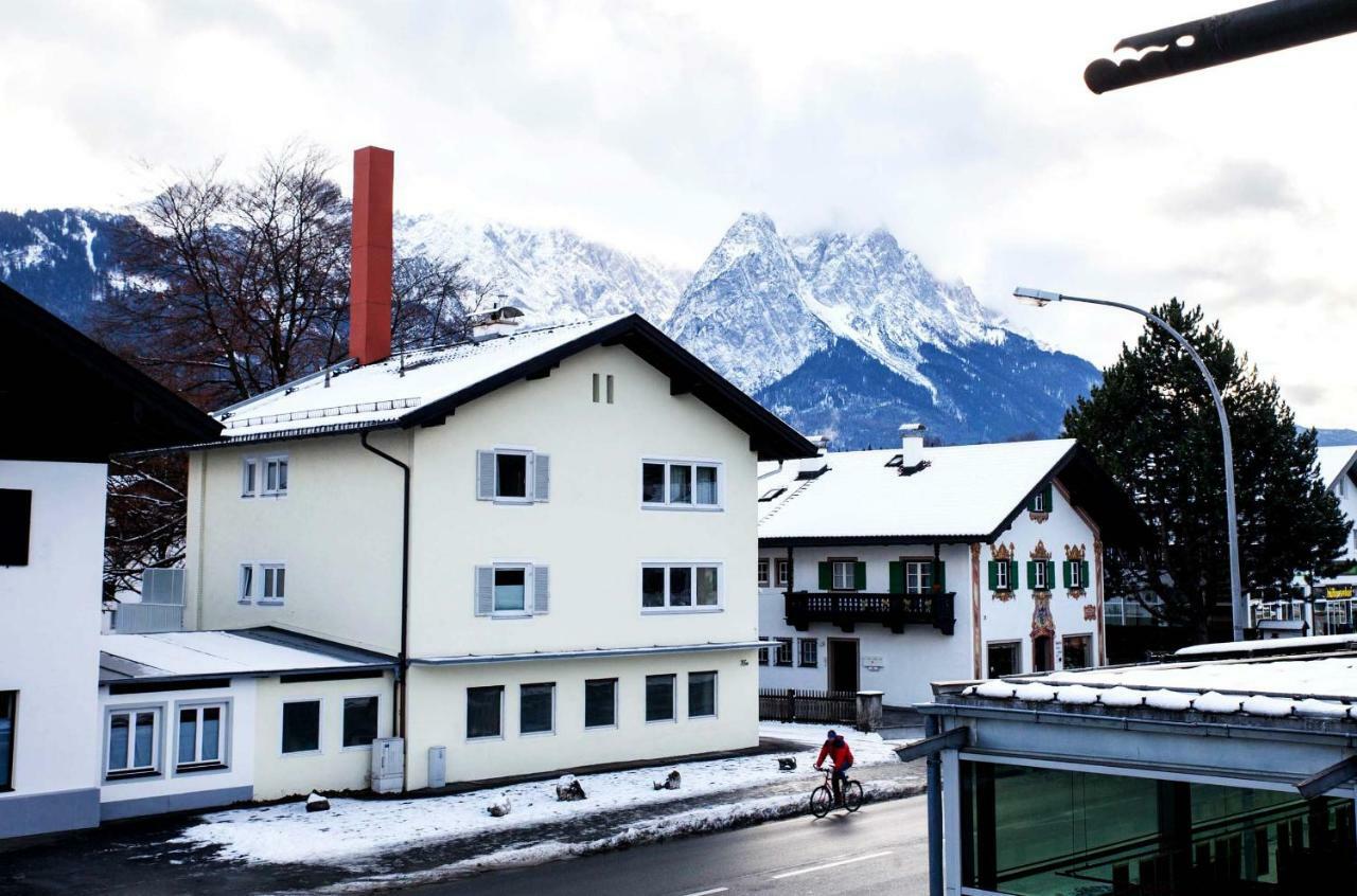 Ferienhaus Butterfly Daire Garmisch-Partenkirchen Dış mekan fotoğraf