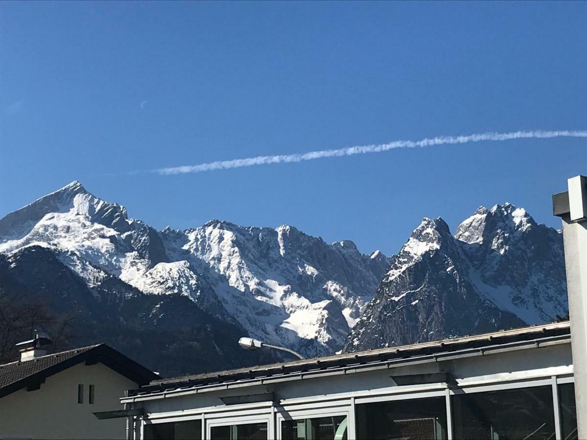 Ferienhaus Butterfly Daire Garmisch-Partenkirchen Dış mekan fotoğraf